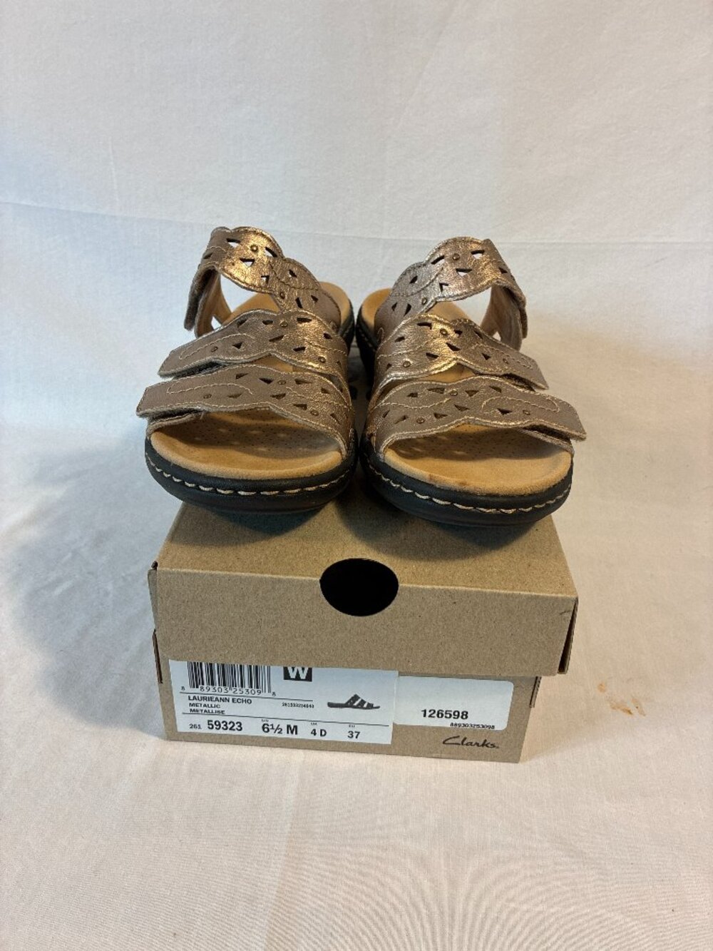 Clarks Bronze Gold Metallic Cutout Strap Sandals Women's 6.5 M Evening Casual